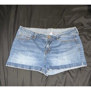JCP Womens Denim Shorts Medium Wash Blue Jean Size 14  3 Inch Inseam Vintage